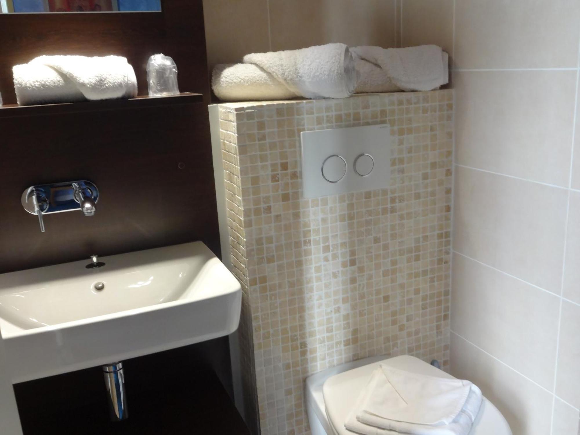 Hotel La Champagne Ardenne Cabourg Cameră foto
